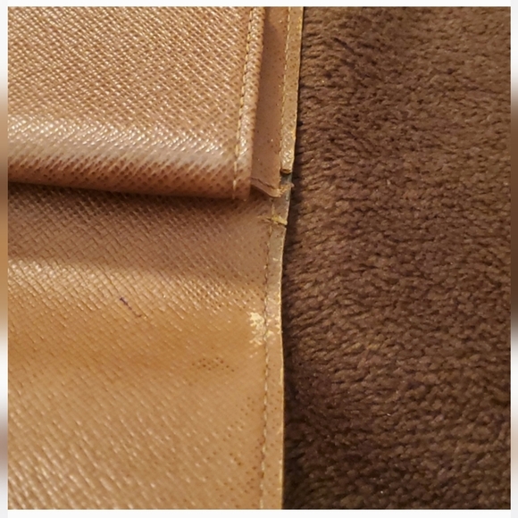 Louis Vuitton Brown Key & Card Holder Monogram - Picture 7 of 11